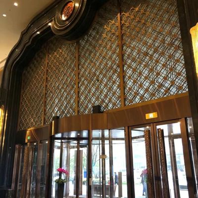 satın al Ekran Dokusu Paslanmaz Çelik Otel Mobilyaları Lobi Oturma Odası Özel Katlanır Oda Bölücü online manufacture