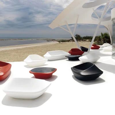 satın al Yaratıcı Fiberglass Kanepe Koltukları Dış İş Masası Set Otel UFO Eğlence Sandalyesi online manufacture