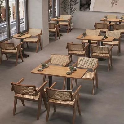 Restoran Kahve Dükkanı Bistro Ticari Mobilya Kül Masif Ahşap Yemek Takımı